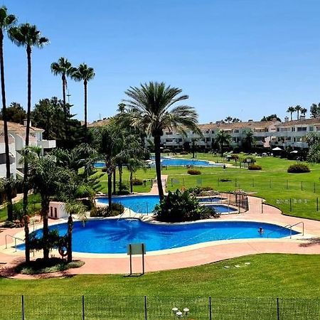 Апартаменты Mijas Holiday Фуэнхирола Экстерьер фото