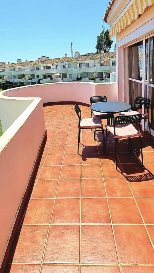 Апартаменты Mijas Holiday Фуэнхирола Экстерьер фото