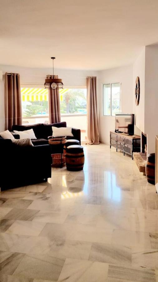 Апартаменты Mijas Holiday Фуэнхирола Экстерьер фото