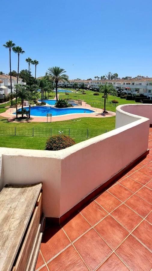 Апартаменты Mijas Holiday Фуэнхирола Экстерьер фото